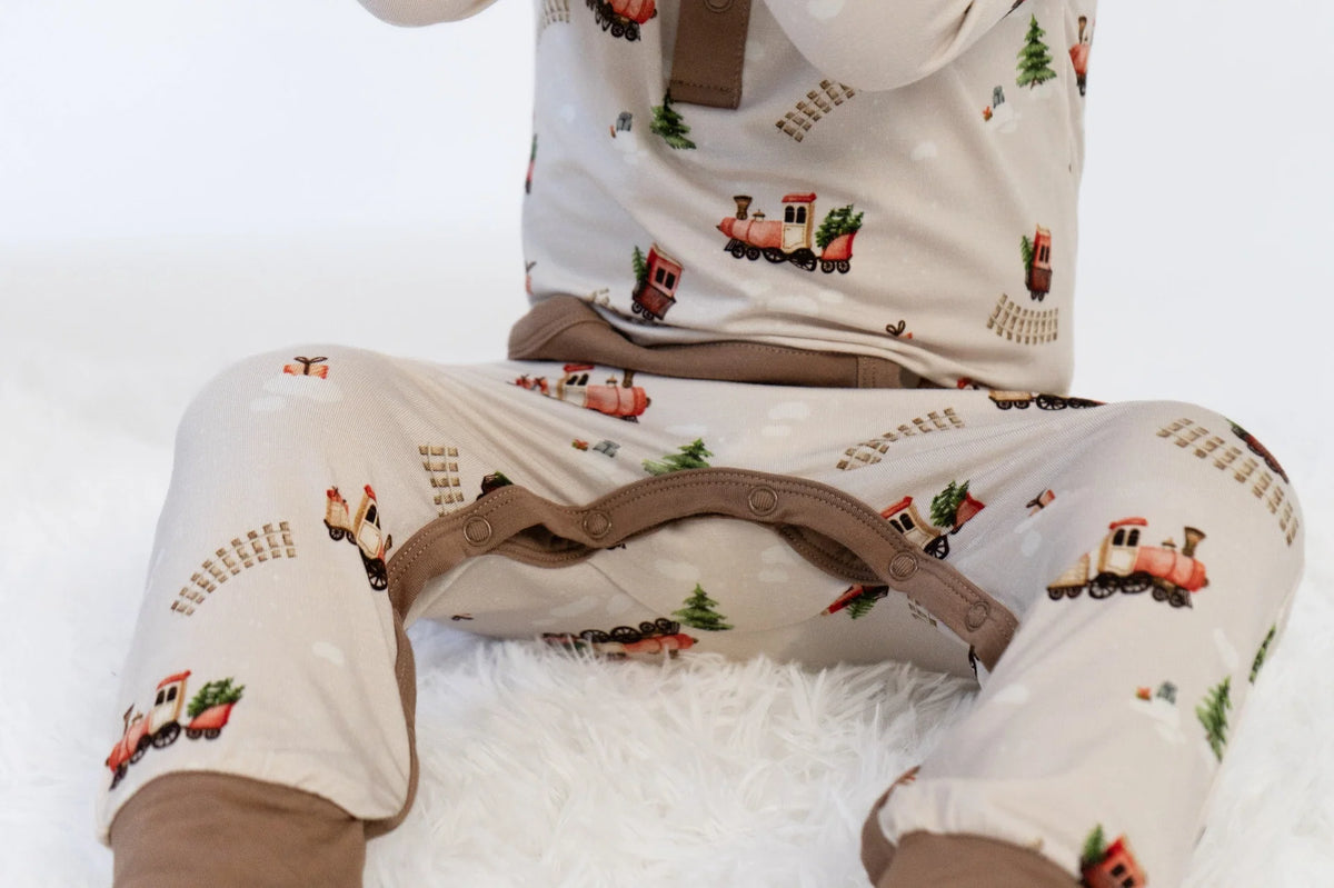 L/S Pocket Romper - Christmas Train