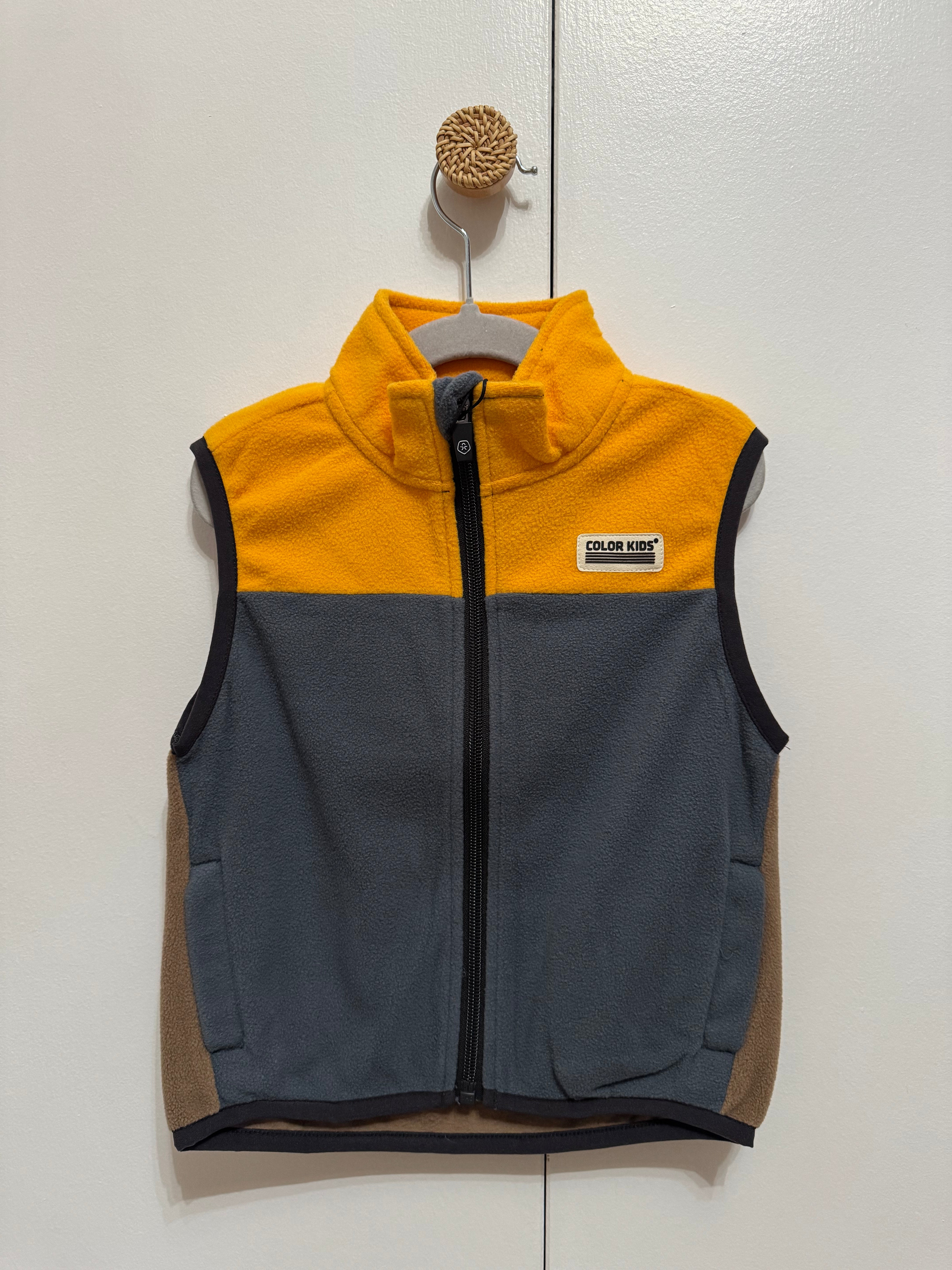 Gold 3 Colorblock Vests