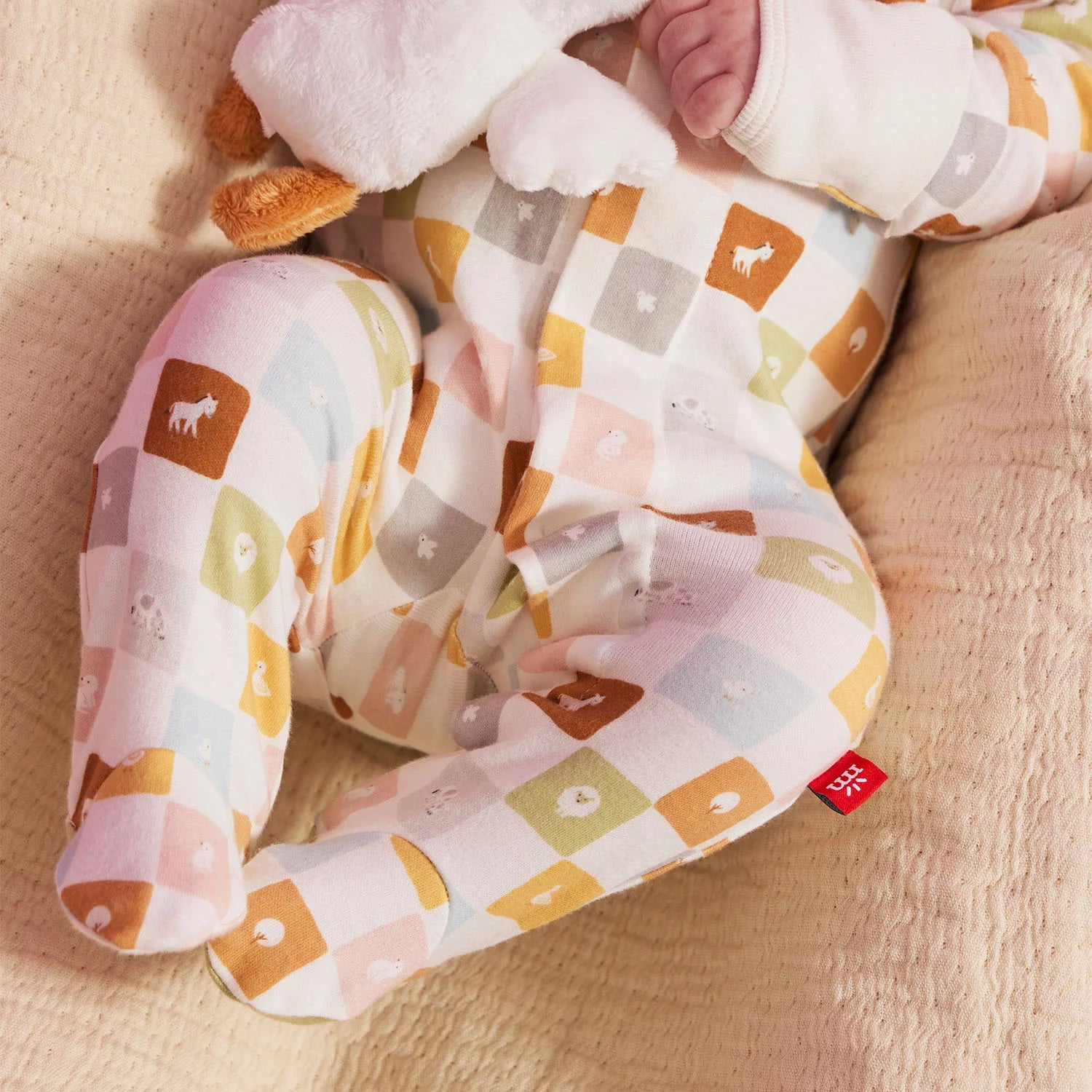 Checkmate Magnetic Footie Sleeper