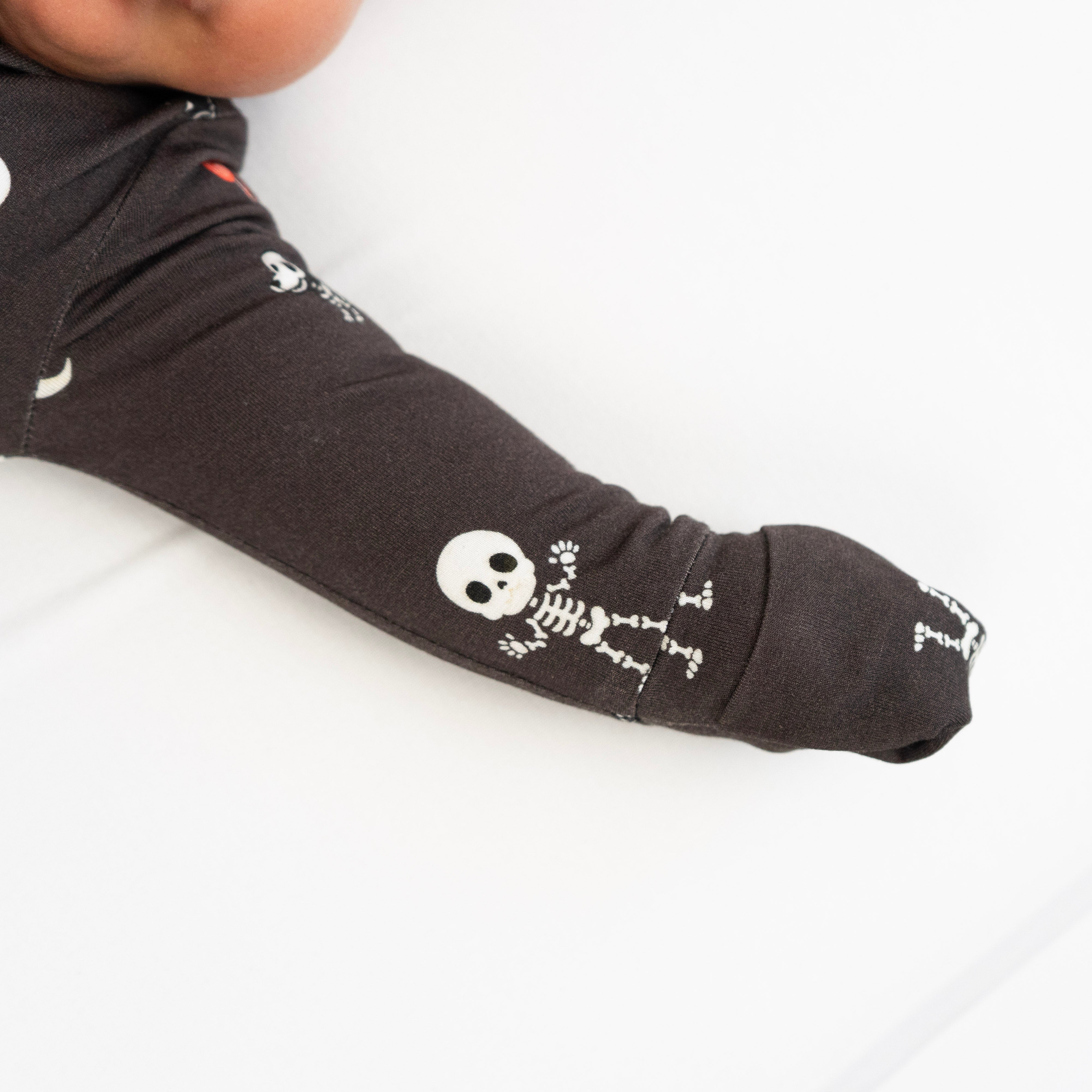 Footed Sleeper - Skullies