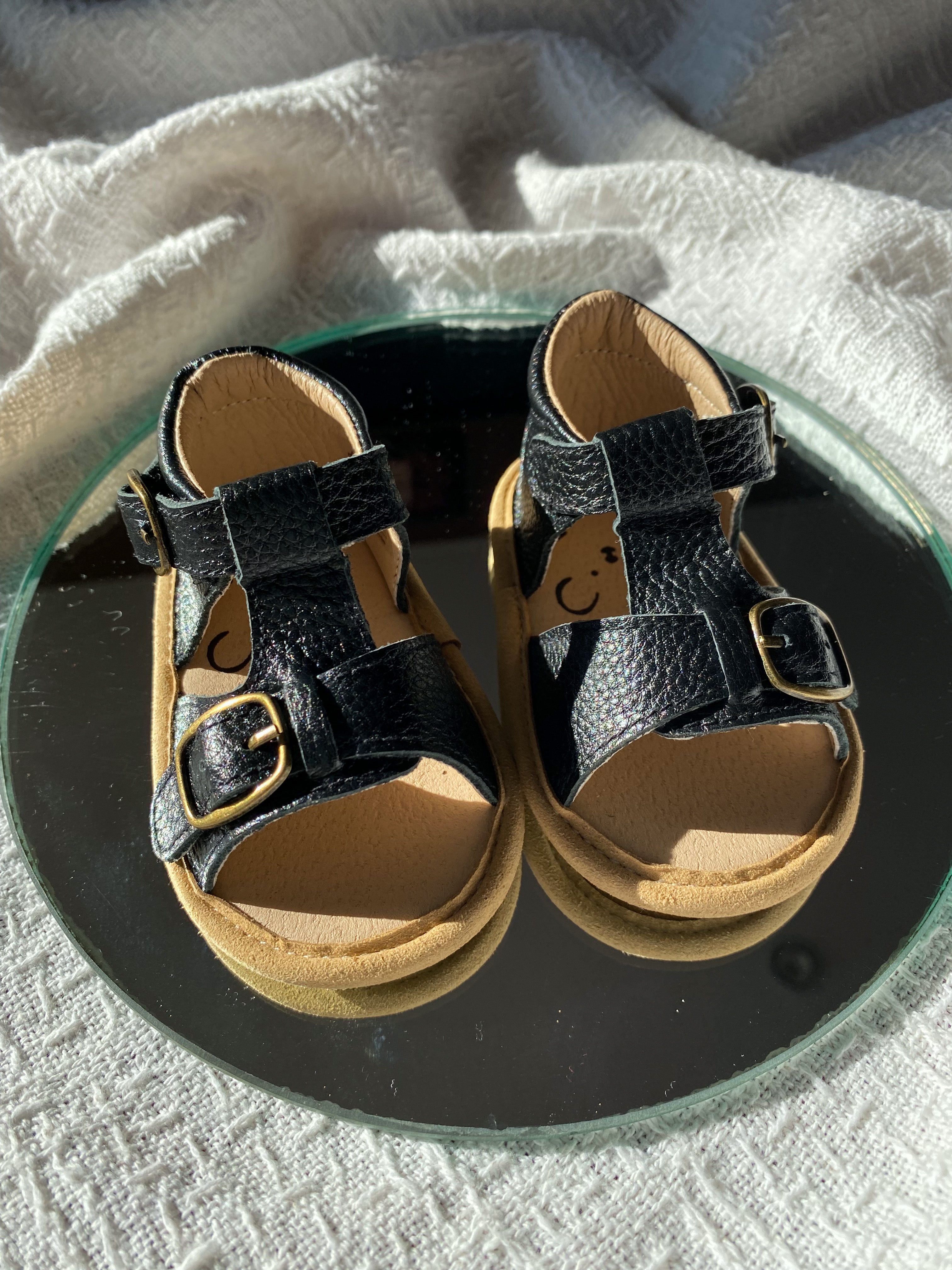 River Shoe - Black